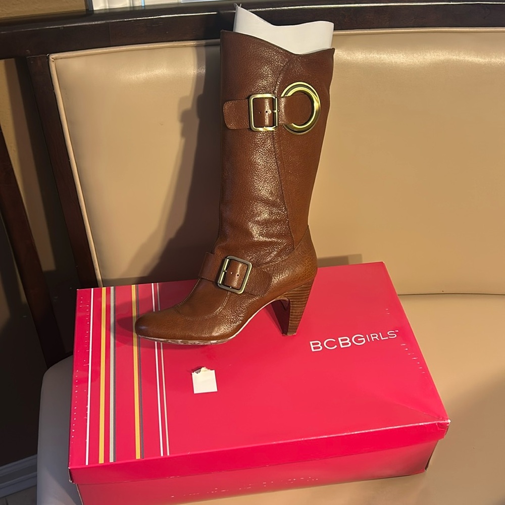 BCBG boot